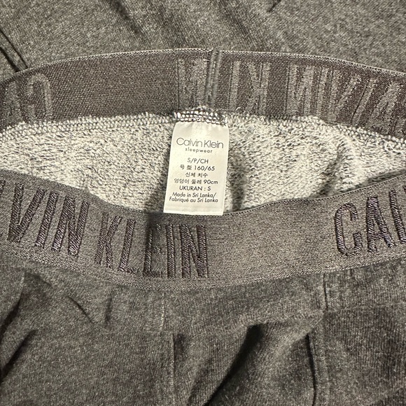 Calvin Klein Women’s Size S athleisure set - Picture 3 of 7